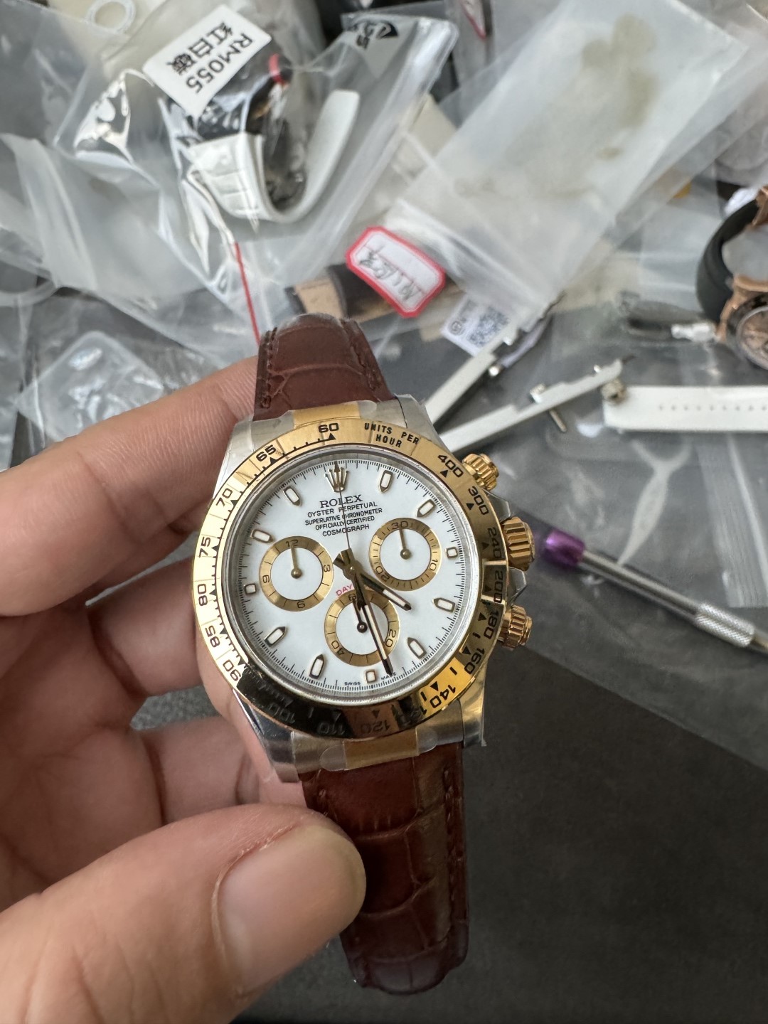 Clean Factory Watch Daytoan 116503 White Dial Yellow Gold Bezel 904L Steel Case Alligator Strap DD4130 Movement 03 Clean Factory Watch Daytoan 116503 White Dial Yellow Gold Bezel 904L Steel Case Alligator Strap DD4130 Movement 03