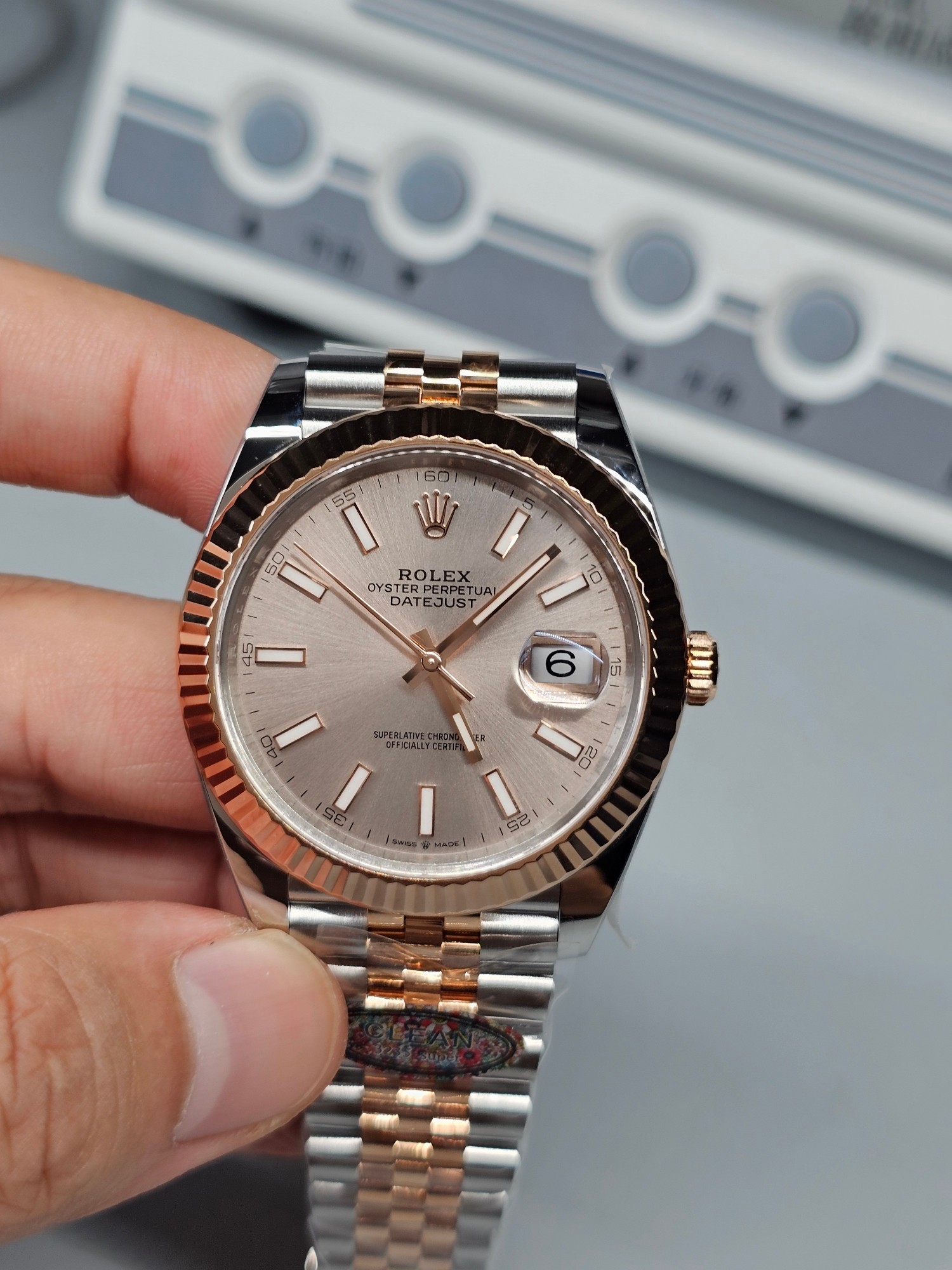 Clean Factory Watch Rolex Datejust 41 126331 Pink Dial Rose Gold Fluted Bezel Rose Gold and Oystersteel Two Tone Jubilee Bracelet SH3235 Movement 01 Clean Factory Watch Rolex Datejust 41 126331 Pink Dial Rose Gold Fluted Bezel Rose Gold and Oystersteel Two Tone Jubilee Bracelet SH3235 Movement 01