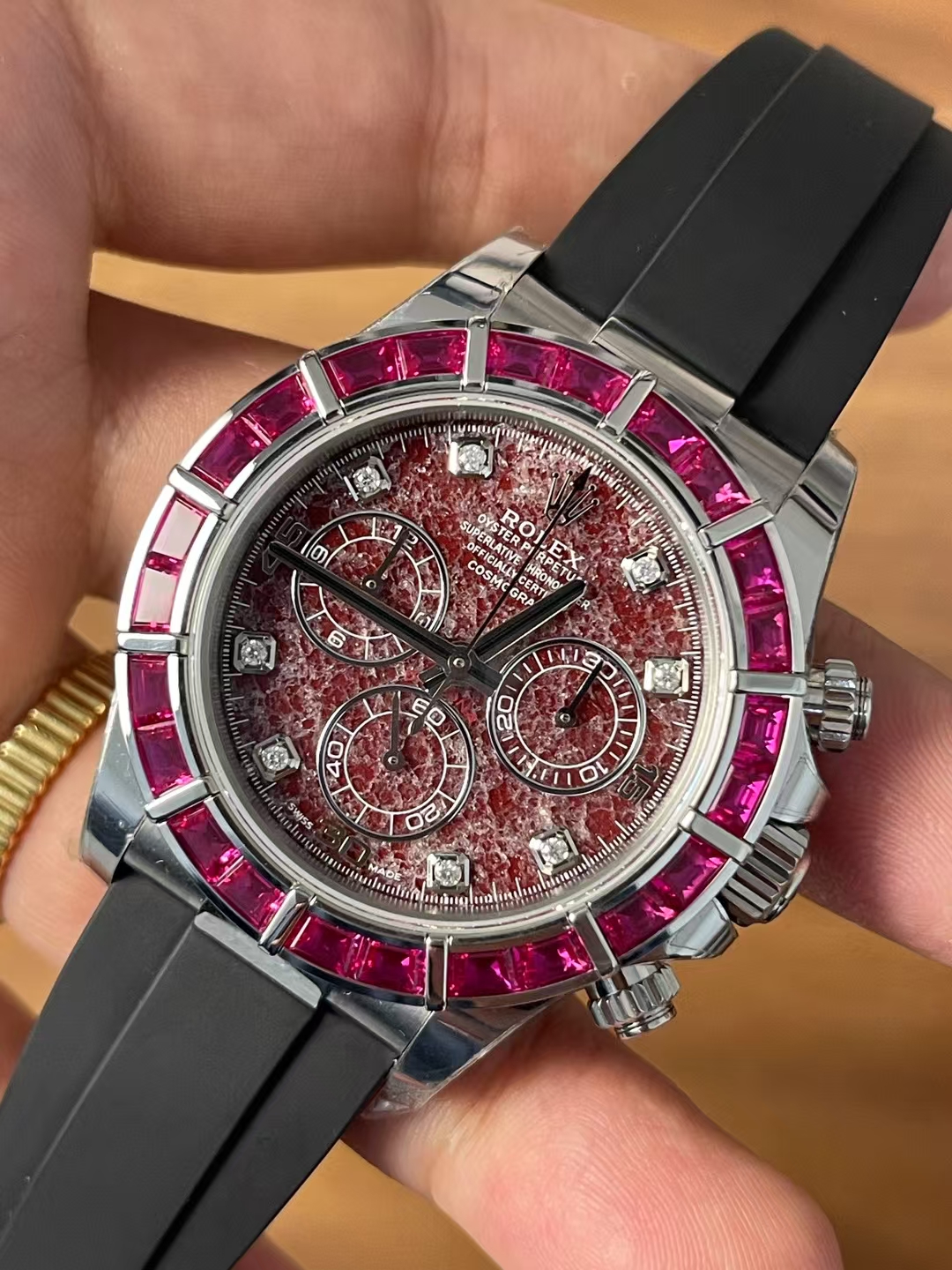 Premium Customized Daytona 116519 Red Garnet Dial and Bezel Diamonds Indexes Based on Clean Factory Daytona DD4130 Movement Oysterflex Strap 03 Premium Customized Daytona 116519 Red Garnet Dial and Bezel Diamonds Indexes Based on Clean Factory Daytona DD4130 Movement Oysterflex Strap 03