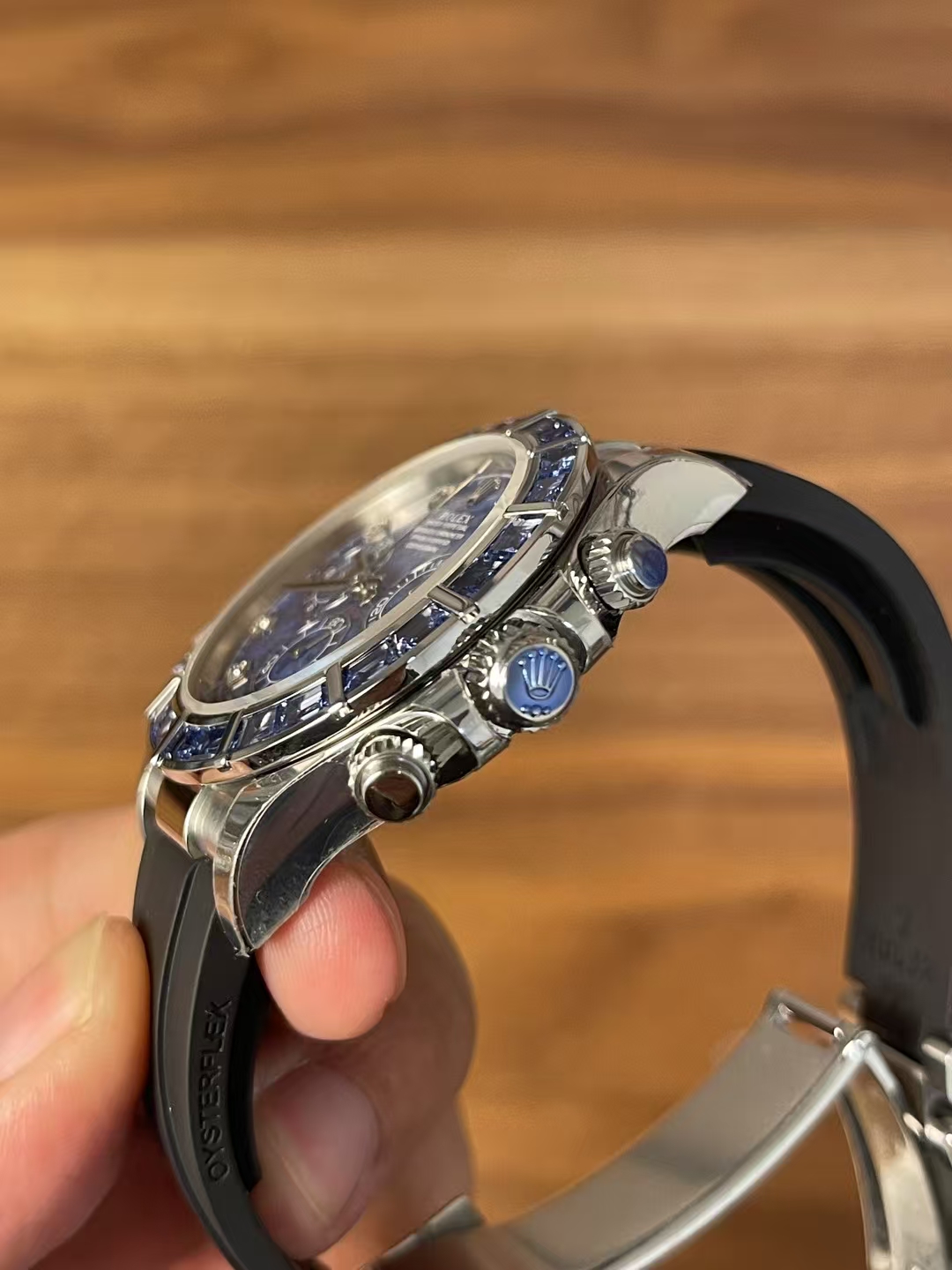 Premium Customized Rolex Daytona 116519 Sodalite Dial and Bezel Diamonds Indexes Based on Clean Factory Daytona DD4130 Movement Oysterflex Strap 06 02 Premium Customized Rolex Daytona 116519 Sodalite Dial and Bezel Diamonds Indexes Based on Clean Factory Daytona DD4130 Movement Oysterflex Strap 06 02