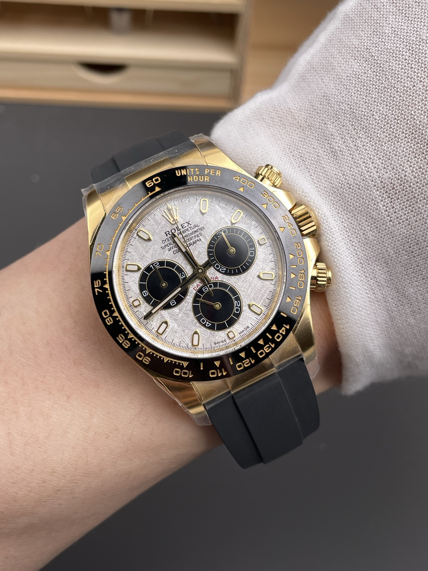Clean Factory Watch Daytona 116518LN Meteorite Dial Black Chrono Sub Dial Yellow Gold Case Oysterflex Strap DD4130 Movement 09 Clean Factory Watch Daytona 116518LN Meteorite Dial Black Chrono Sub Dial Yellow Gold Case Oysterflex Strap DD4130 Movement 09