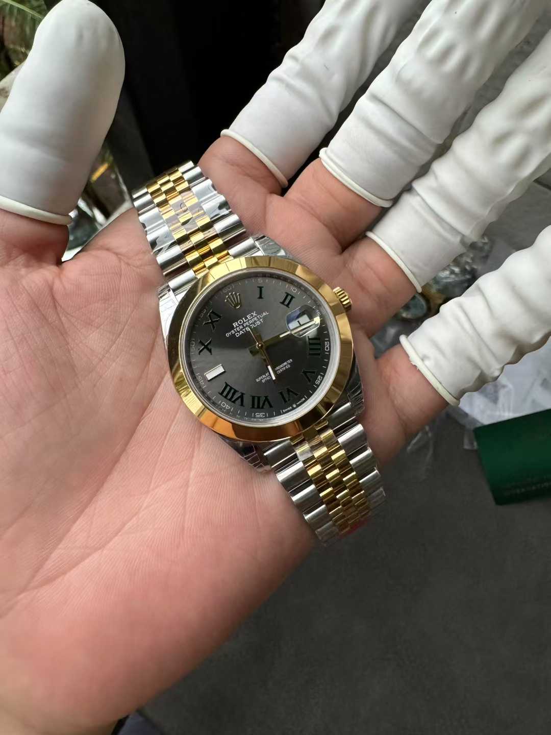 Clean Factory DateJust 41 126303 Wimbledon Slate Dial with Roma Indexes Yellow Gold Smooth Bezel Two Tone Jubilee Bracelet DD 3235 Movement 02 Clean Factory DateJust 41 126303 Wimbledon Slate Dial with Roma Indexes Yellow Gold Smooth Bezel Two Tone Jubilee Bracelet DD 3235 Movement 02