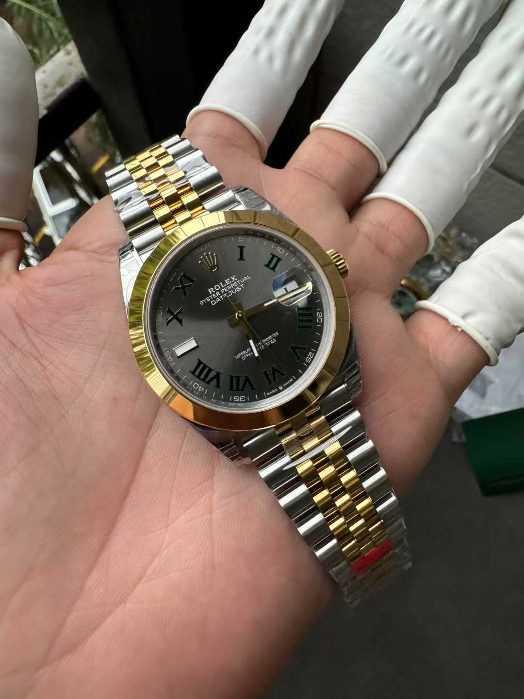 Clean Factory DateJust 41 126303 Wimbledon Slate Dial with Roma Indexes Yellow Gold Smooth Bezel Two Tone Jubilee Bracelet DD 3235 Movement 03 Clean Factory DateJust 41 126303 Wimbledon Slate Dial with Roma Indexes Yellow Gold Smooth Bezel Two Tone Jubilee Bracelet DD 3235 Movement 03