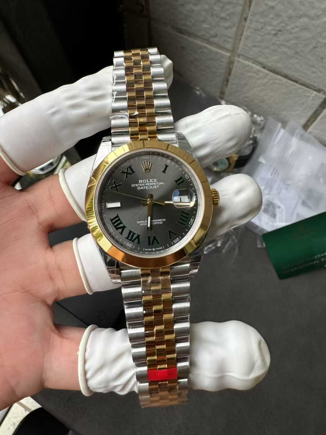 Clean Factory DateJust 41 126303 Wimbledon Slate Dial with Roma Indexes Yellow Gold Smooth Bezel Two Tone Jubilee Bracelet DD 3235 Movement 06 Clean Factory DateJust 41 126303 Wimbledon Slate Dial with Roma Indexes Yellow Gold Smooth Bezel Two Tone Jubilee Bracelet DD 3235 Movement 06