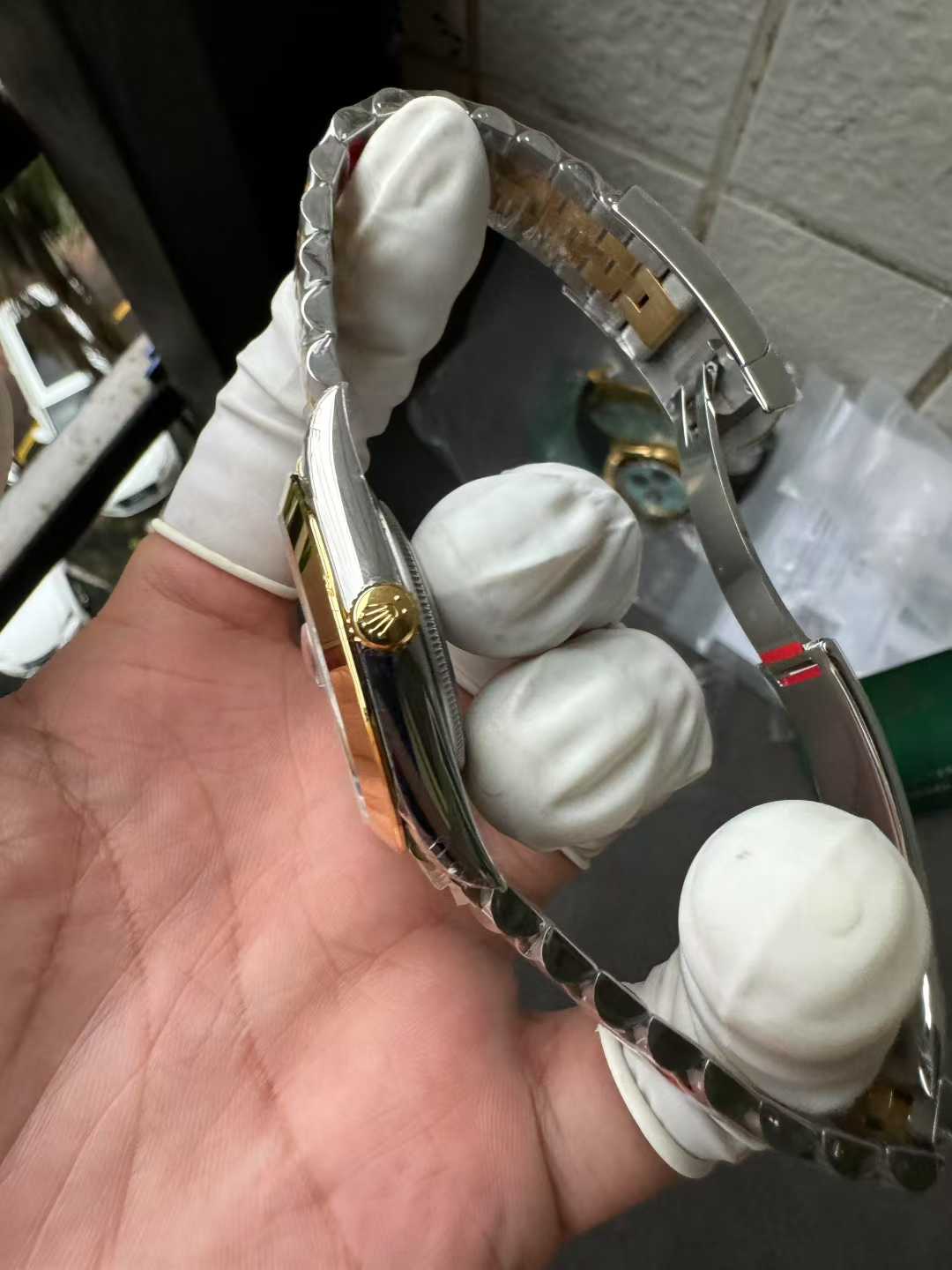 Clean Factory DateJust 41 126303 Wimbledon Slate Dial with Roma Indexes Yellow Gold Smooth Bezel Two Tone Jubilee Bracelet DD 3235 Movement 07 Clean Factory DateJust 41 126303 Wimbledon Slate Dial with Roma Indexes Yellow Gold Smooth Bezel Two Tone Jubilee Bracelet DD 3235 Movement 07