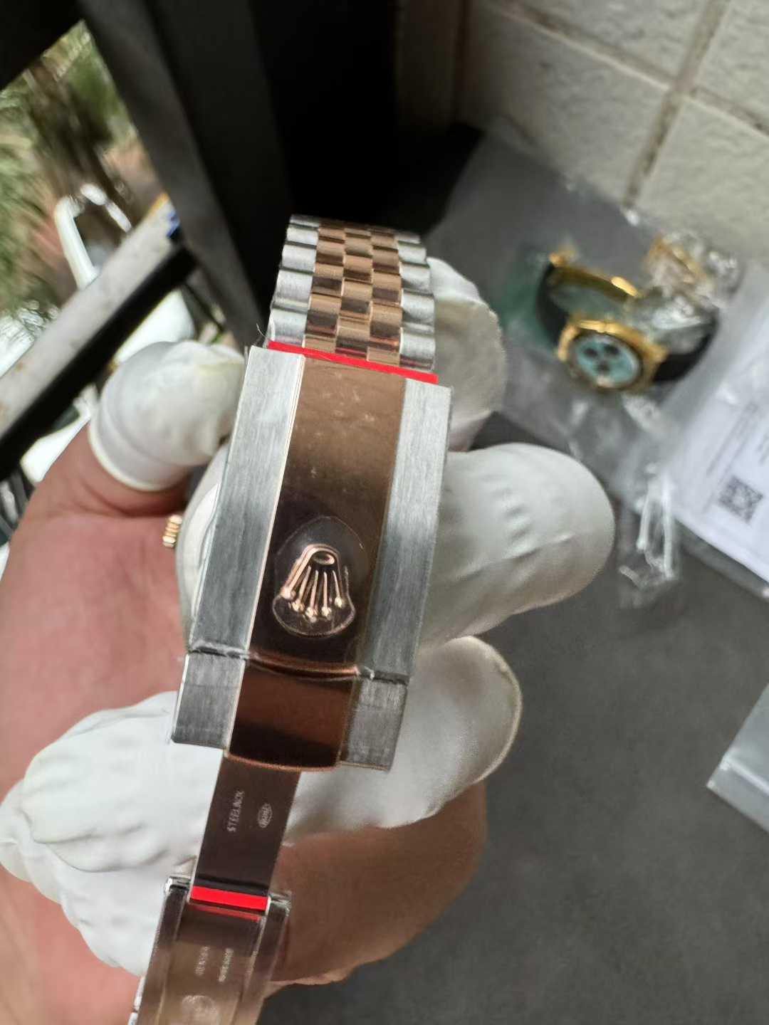 Clean Factory DateJust 41 126331 Wimbledon Slate Dial with Roma Indexes Rose Gold Smooth Bezel Two Tone Jubilee Bracelet DD 3235 Movement 09 Clean Factory DateJust 41 126331 Wimbledon Slate Dial with Roma Indexes Rose Gold Smooth Bezel Two Tone Jubilee Bracelet DD 3235 Movement 09