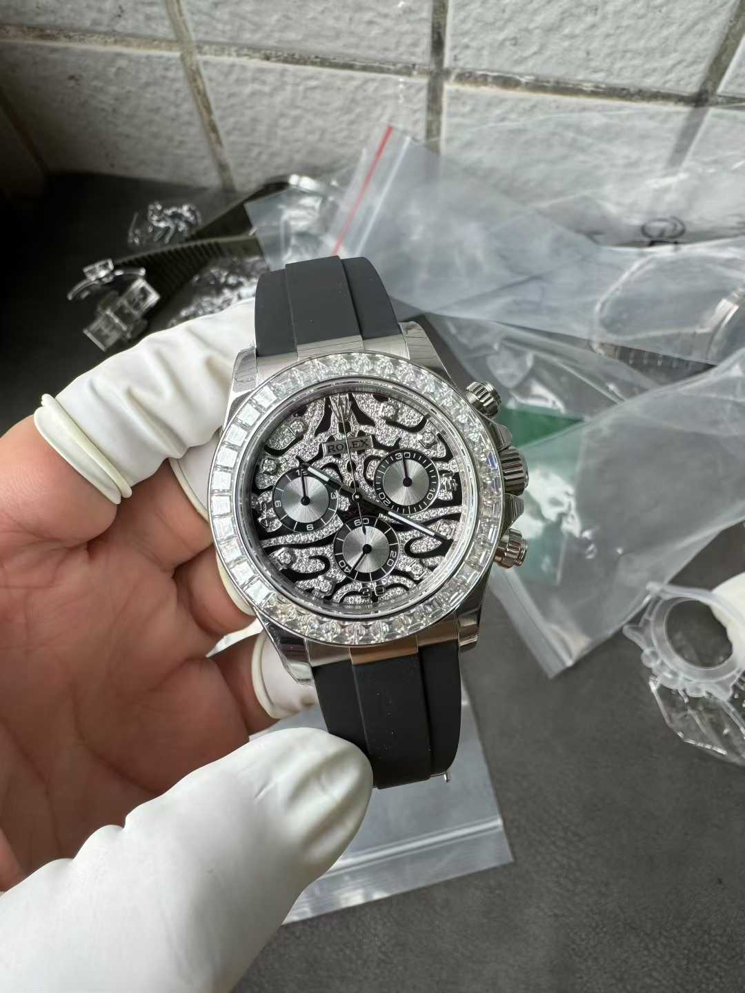 Clean Factory Daytona Eye of the Tiger 116589TBR Wrapped Platinum 40mm Black Diamond Motif Dial Baguette Bezel Oysterflex Strap DD4131 Movement 01 Clean Factory Daytona Eye of the Tiger 116589TBR Wrapped Platinum 40mm Black Diamond Motif Dial Baguette Bezel Oysterflex Strap DD4131 Movement 01